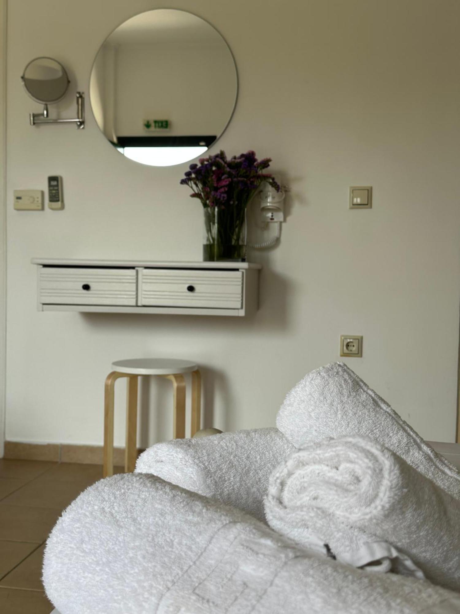 Voulas Apartments Stoúpa Chambre photo